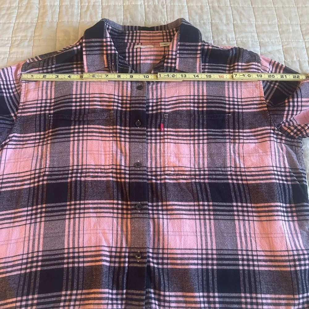 Levi's Pink and Black Plaid Shirt - Picture 5 of 8